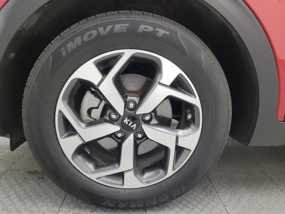 2020 Kia Sportage in Phoenix, AZ 85015 - 18098440 31