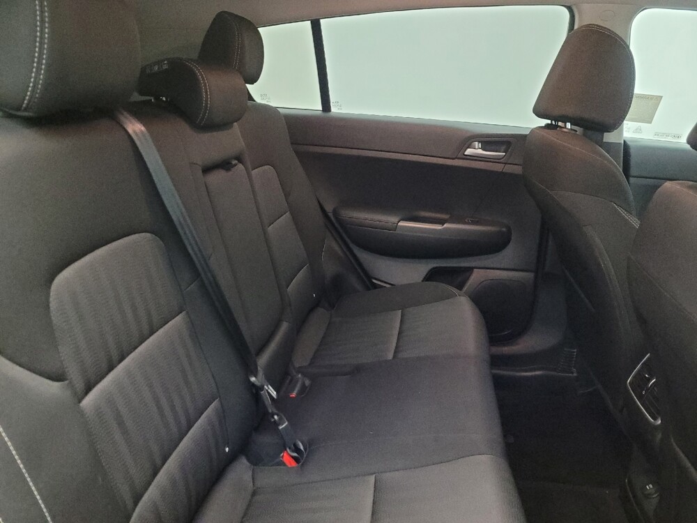 2020 Kia Sportage in Phoenix, AZ 85015 - 18098440 19