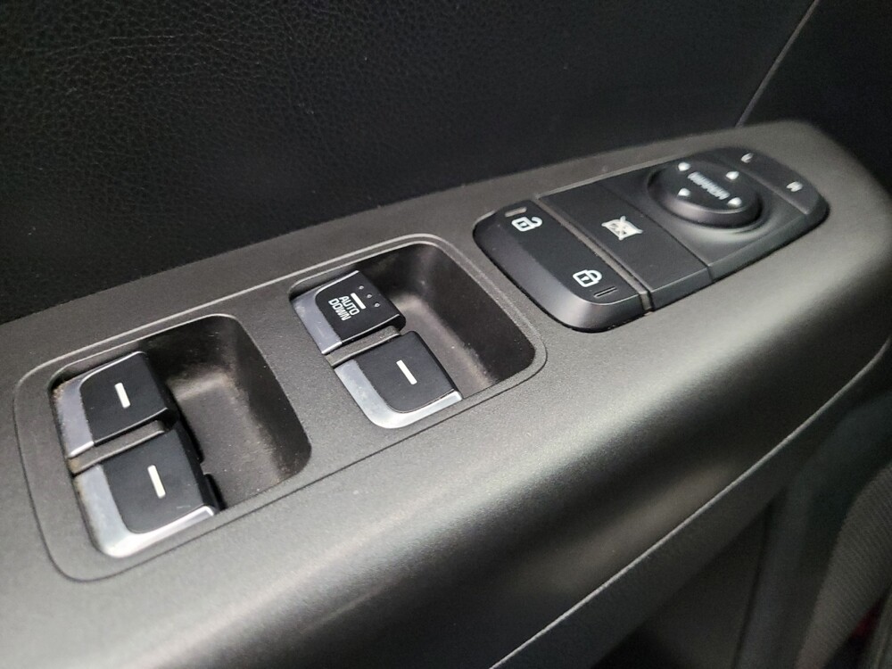 2020 Kia Sportage in Phoenix, AZ 85015 - 18098440 27