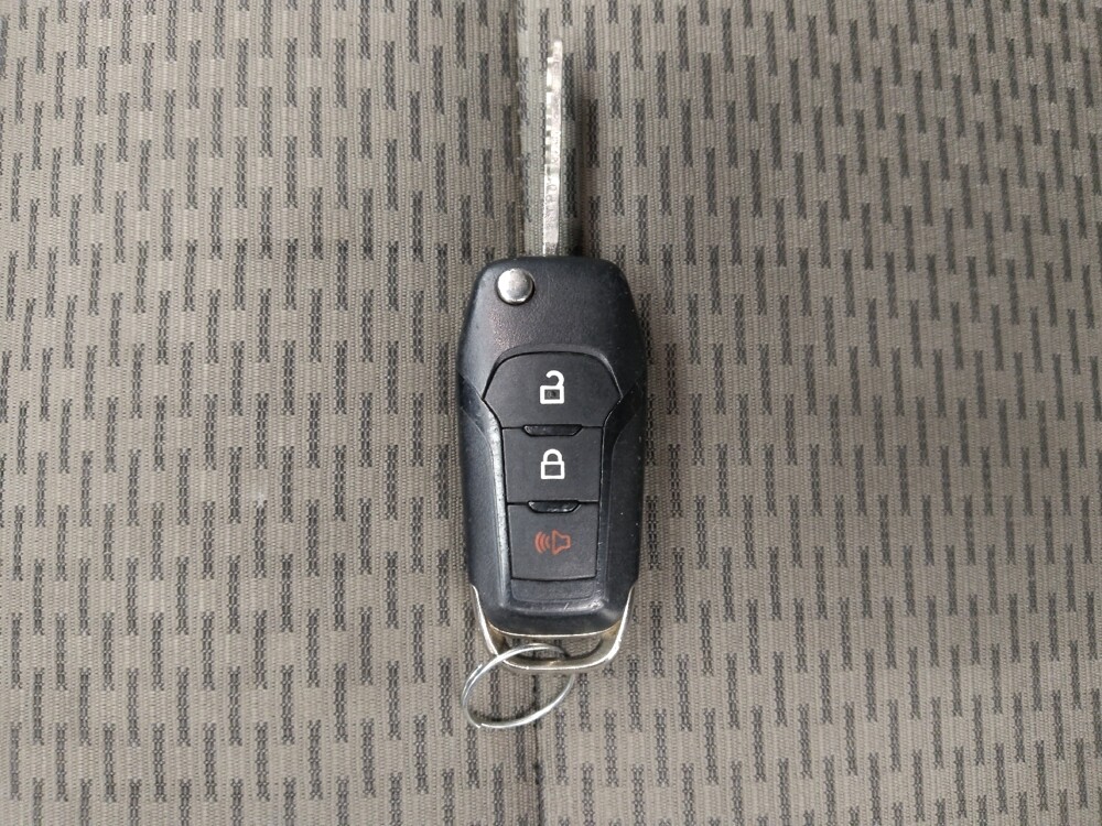 2017 Ford F150 in Gladstone, MO 64118 - 18098441 32