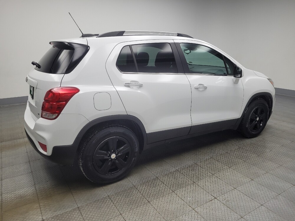 2020 Chevrolet Trax in Ft Wayne, IN 46805 - 18098448 10