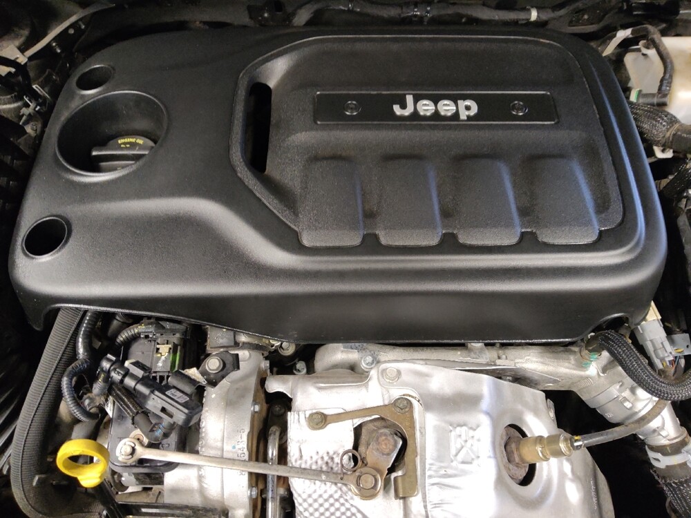 2021 Jeep Cherokee in Phoenix, AZ 85022 - 18098458 30