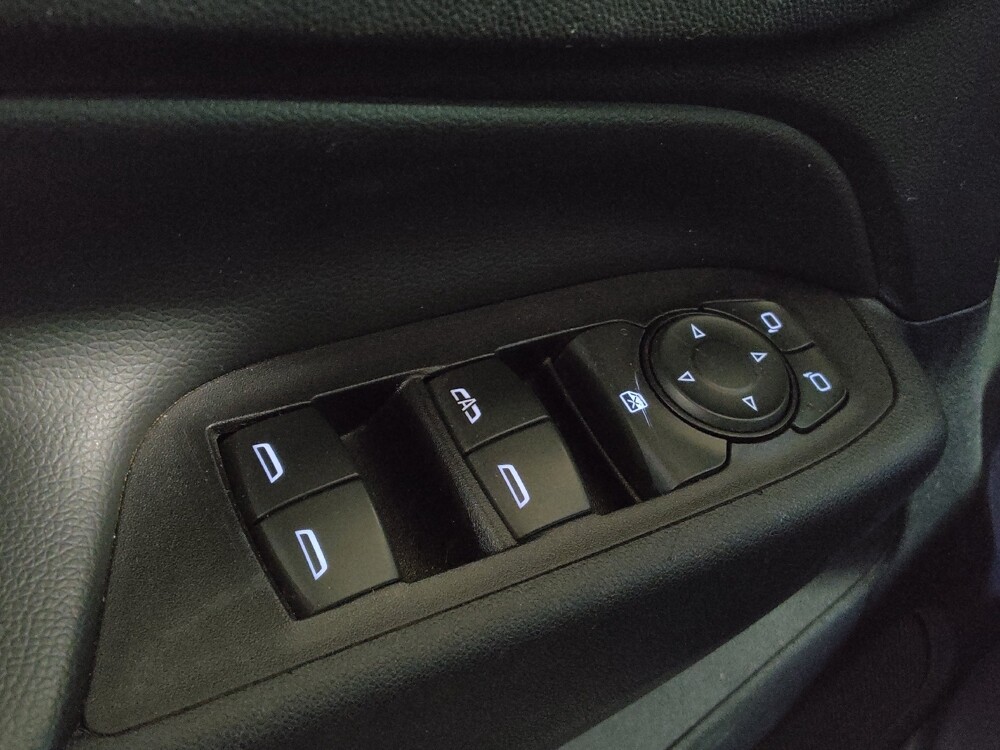 2019 Chevrolet Equinox in Tulsa, OK 74145 - 18098460 27