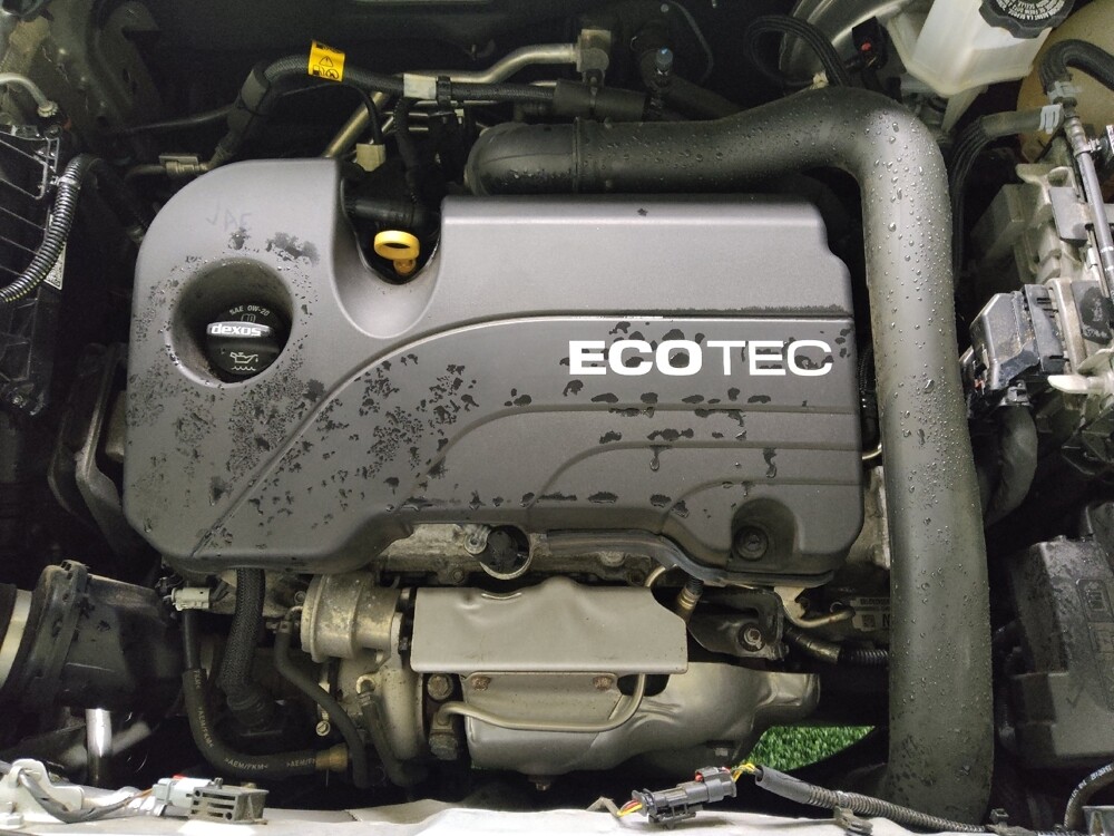 2020 Chevrolet Equinox in Raleigh, NC 27604 - 18098464 30