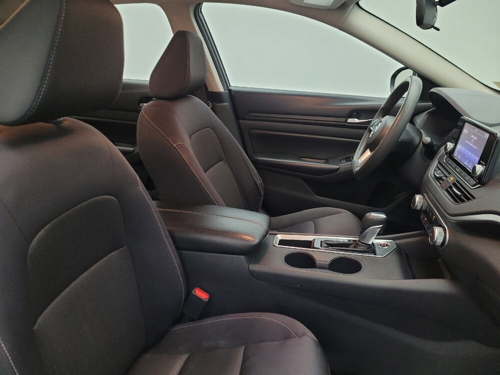 2021 Nissan Altima in Glendale, AZ 85301 - 18098467 21