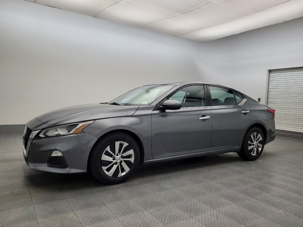2021 Nissan Altima in Glendale, AZ 85301 - 18098467 2