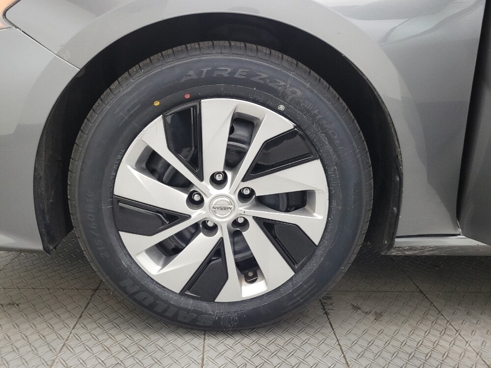 2021 Nissan Altima in Glendale, AZ 85301 - 18098467 31