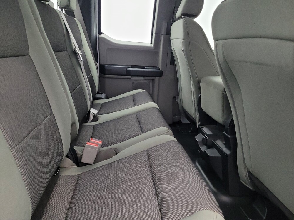 2018 Ford F150 in Lakeland, FL 33815 - 18098475 19