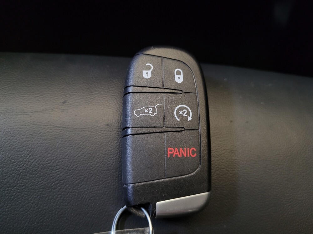 2019 Jeep Grand Cherokee in Miamisburg, OH 45342 - 18098488 32