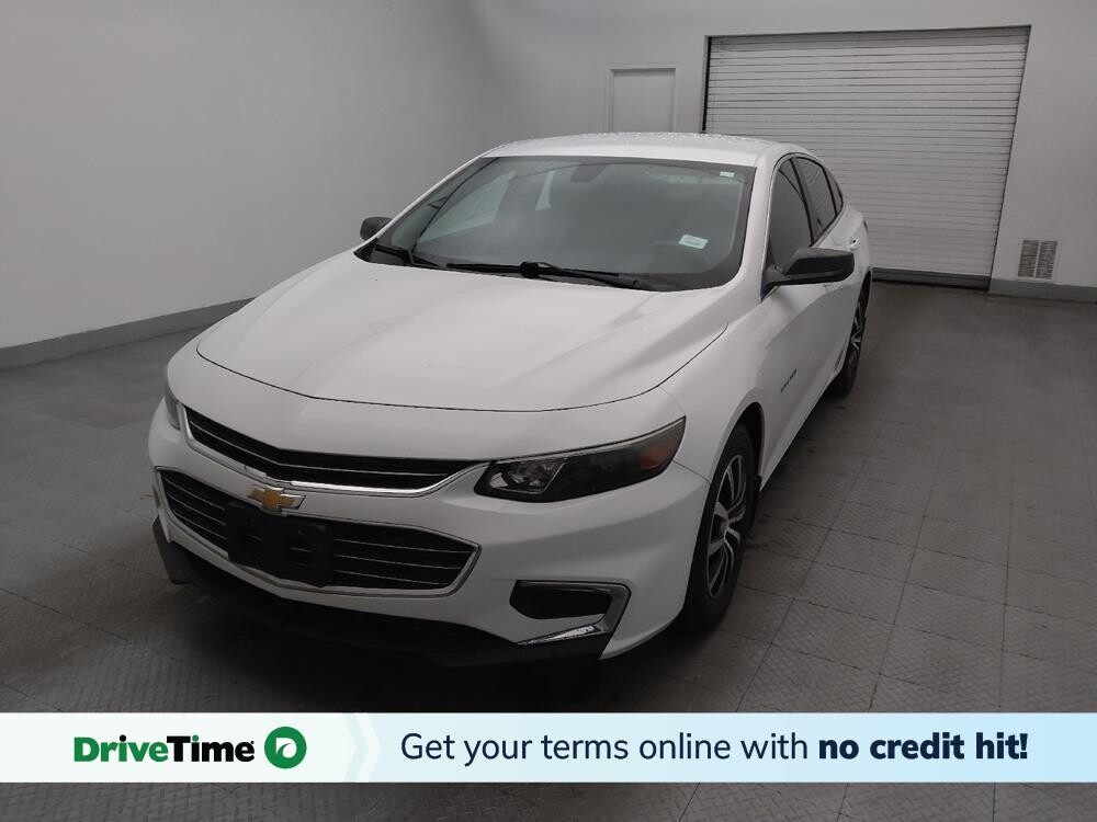 2017 Chevrolet Malibu in Greenville, SC 29607 - 18098490