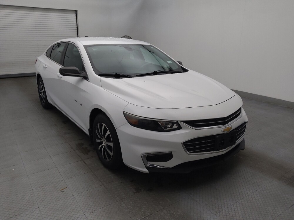 2017 Chevrolet Malibu in Greenville, SC 29607 - 18098490 13