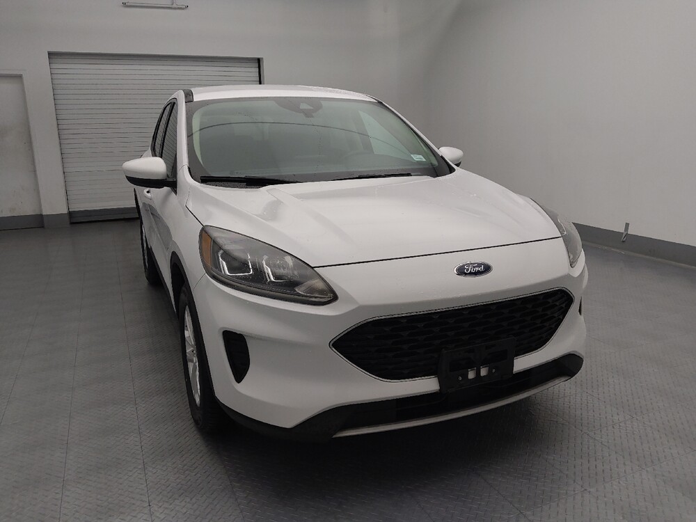 2020 Ford Escape in Wichita, KS 67207 - 18098495 14