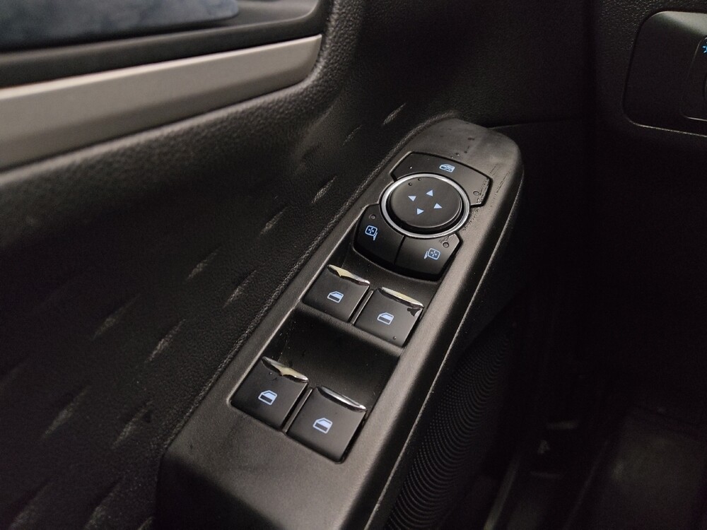 2020 Ford Escape in Wichita, KS 67207 - 18098495 27