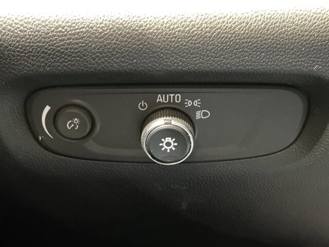 2022 Chevrolet Traverse in Burlington, WI 53105 - 18098513 35