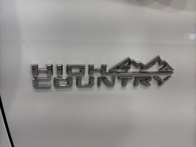 2022 Chevrolet Traverse in Burlington, WI 53105 - 18098513 10