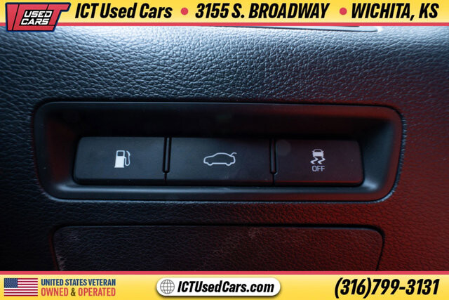 2017 Hyundai Sonata in Wichita, KS 67216 - 18098515 10