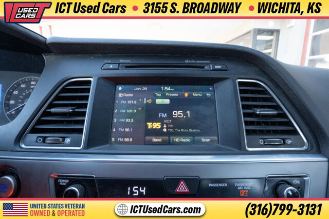 2017 Hyundai Sonata in Wichita, KS 67216 - 18098515 7