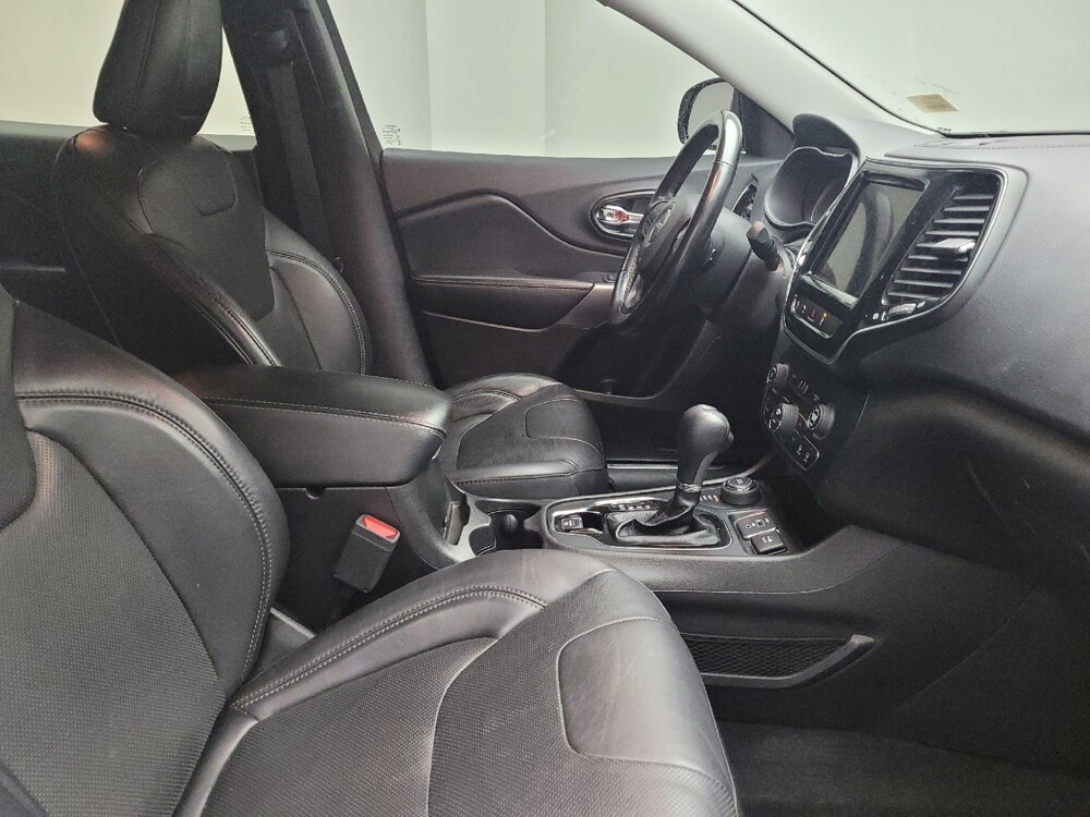 2021 Jeep Cherokee in Grand Rapids, MI 49508 - 18098517 21