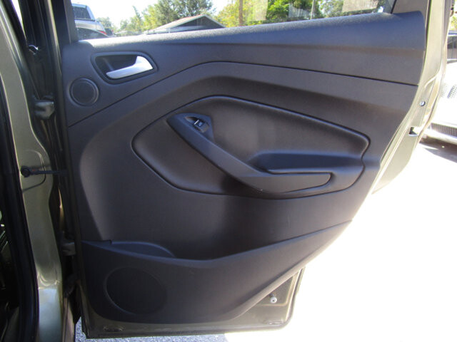 2013 Ford Escape in Tampa, FL 33604-6914 - 18098518 19