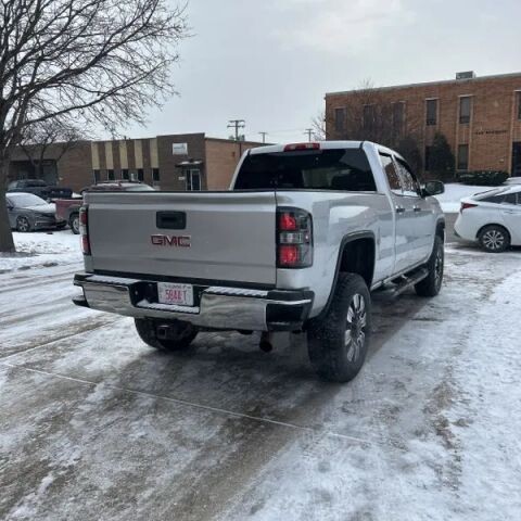 2017 GMC Sierra 2500 in Wadena, MN 56482 - 18098528 4