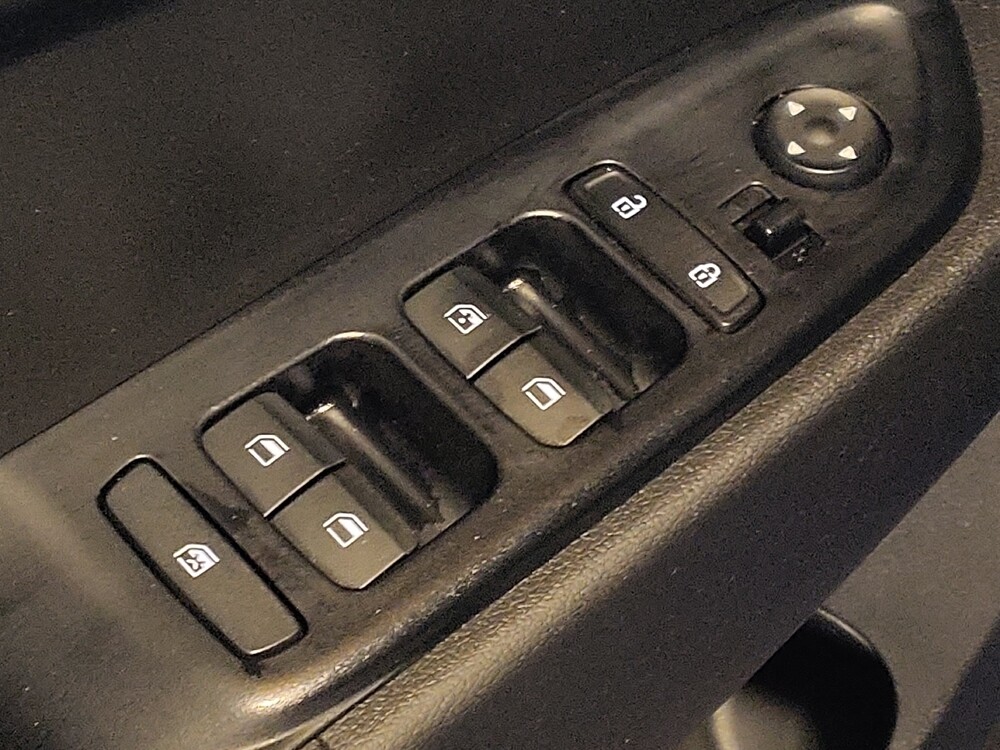 2020 Hyundai Venue in Gainesville, FL 32609 - 18098534 27