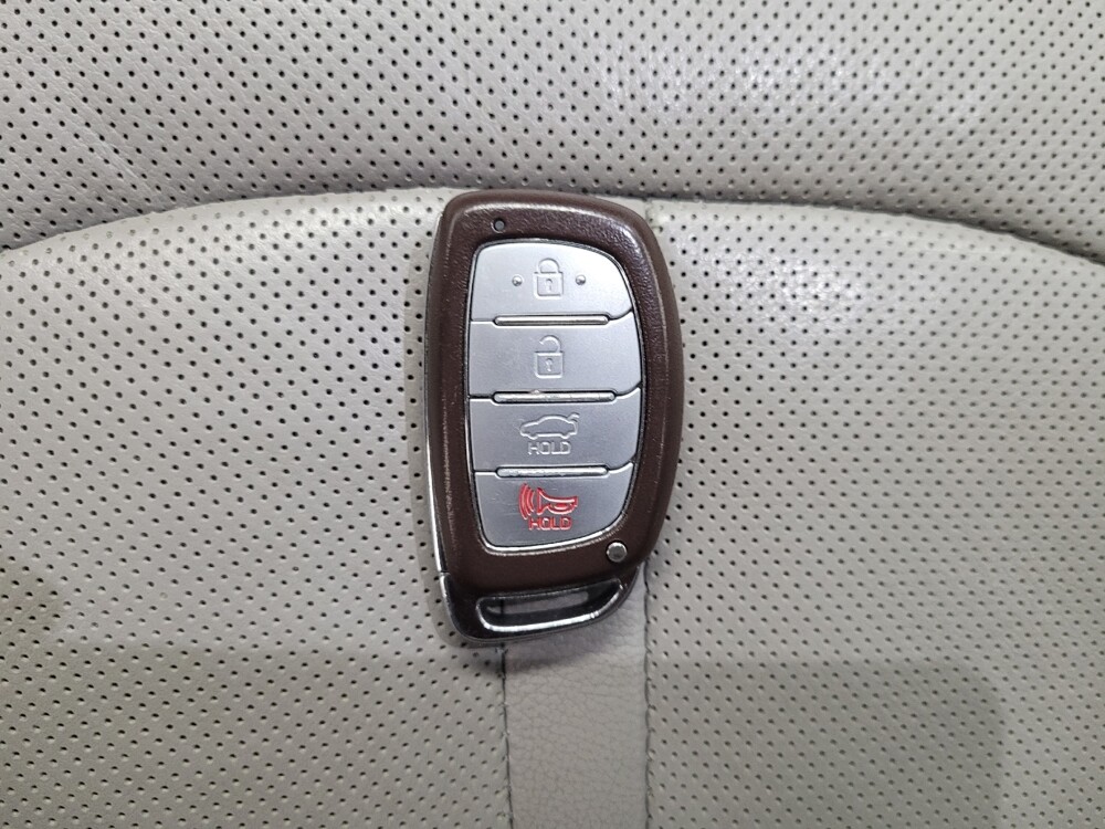 2015 Hyundai Sonata in Las Vegas, NV 89104 - 18098535 32