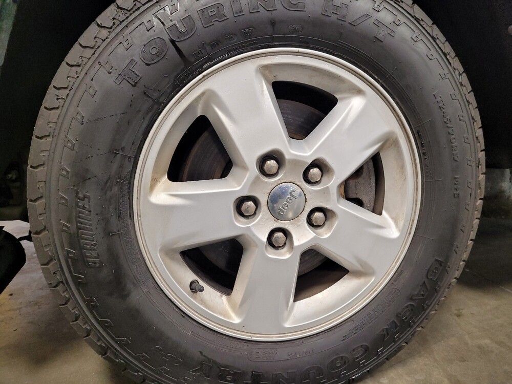 2013 Jeep Grand Cherokee in Montclair, CA 91763 - 18098537 31