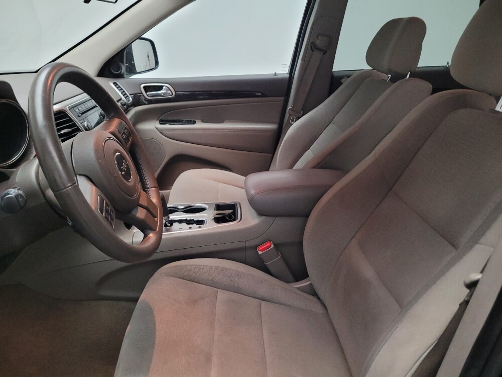 2013 Jeep Grand Cherokee in Montclair, CA 91763 - 18098537 17