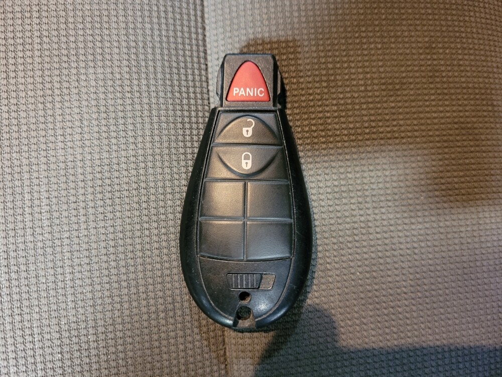 2013 Jeep Grand Cherokee in Montclair, CA 91763 - 18098537 32