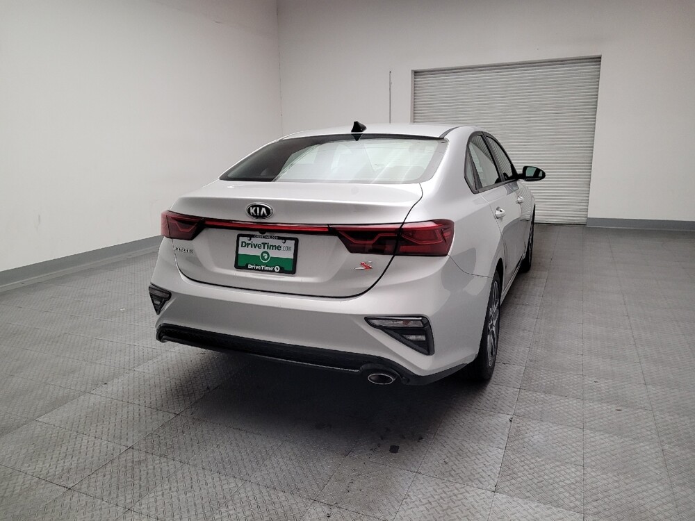 2019 Kia Forte in Montclair, CA 91763 - 18098538 7