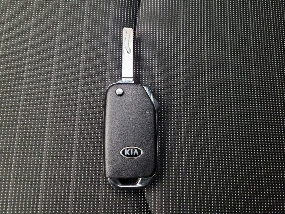2019 Kia Forte in Montclair, CA 91763 - 18098538 32