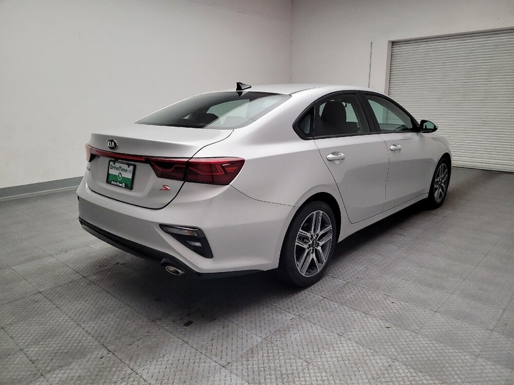 2019 Kia Forte in Montclair, CA 91763 - 18098538 9