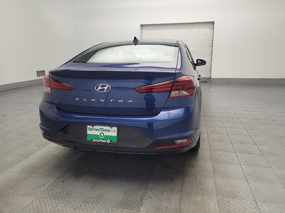 2019 Hyundai Elantra in Macon, GA 31210 - 18098548 7