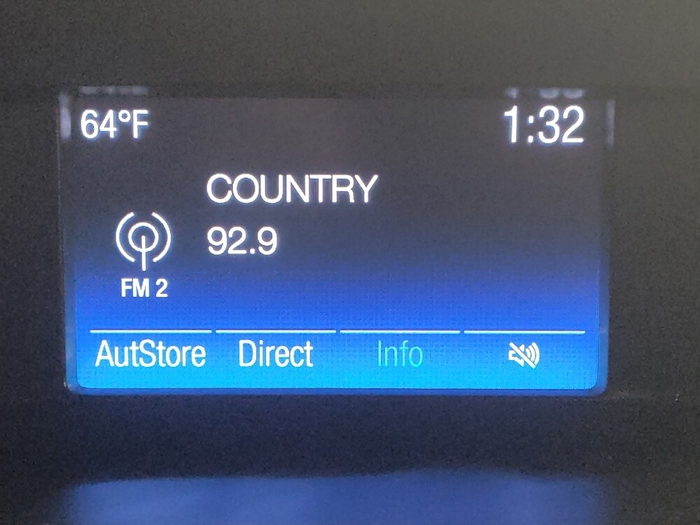 2018 Ford Escape in Live Oak, TX 78233 - 18098551 25