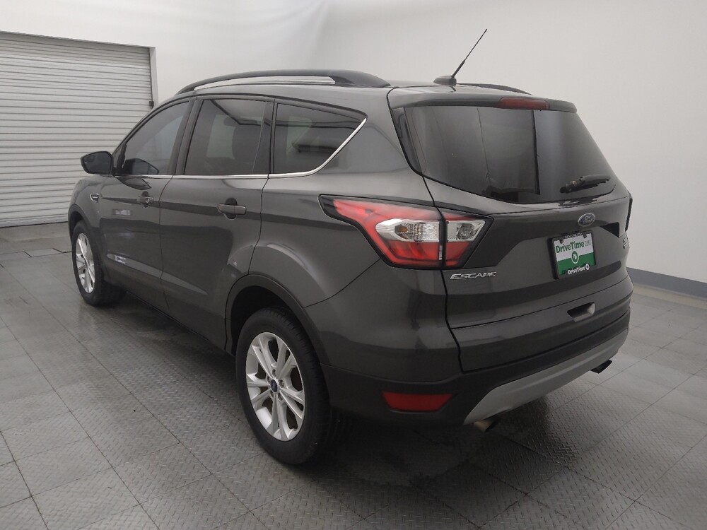 2018 Ford Escape in Live Oak, TX 78233 - 18098551 5
