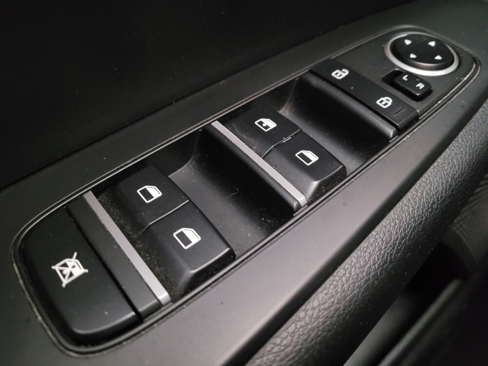 2022 Kia Forte in Montclair, CA 91763 - 18098553 27