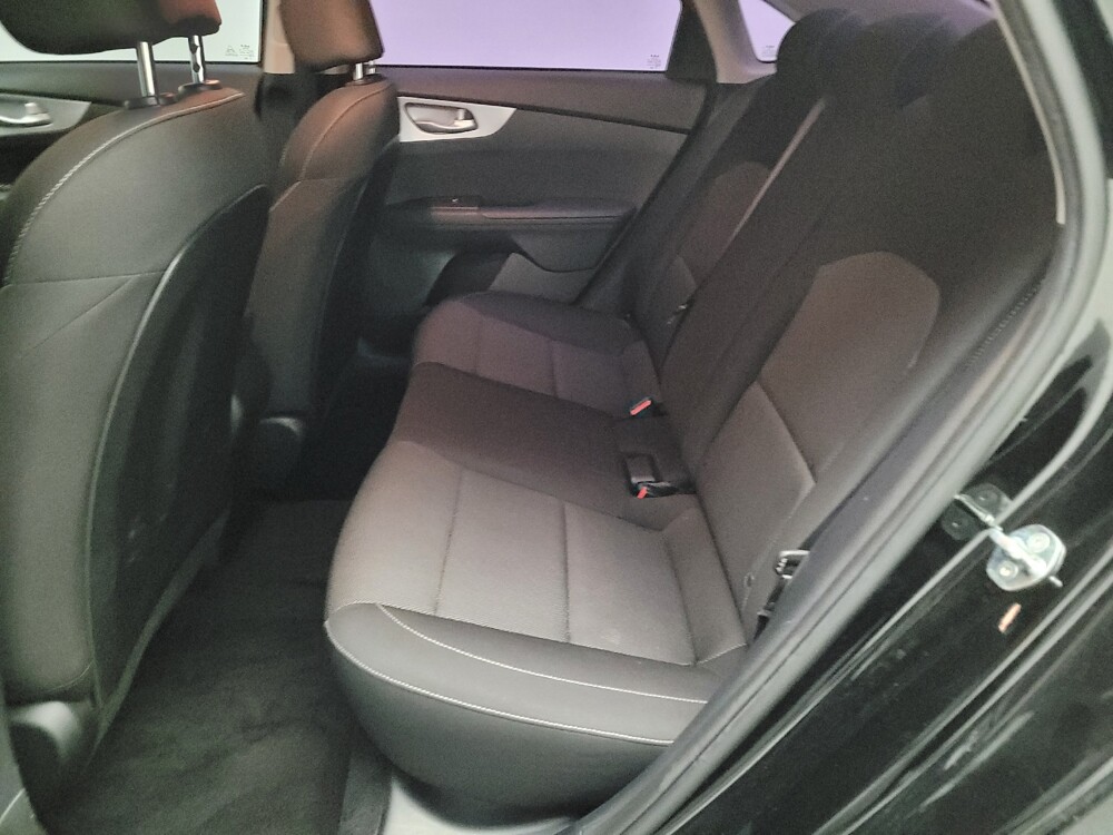 2022 Kia Forte in Montclair, CA 91763 - 18098553 18