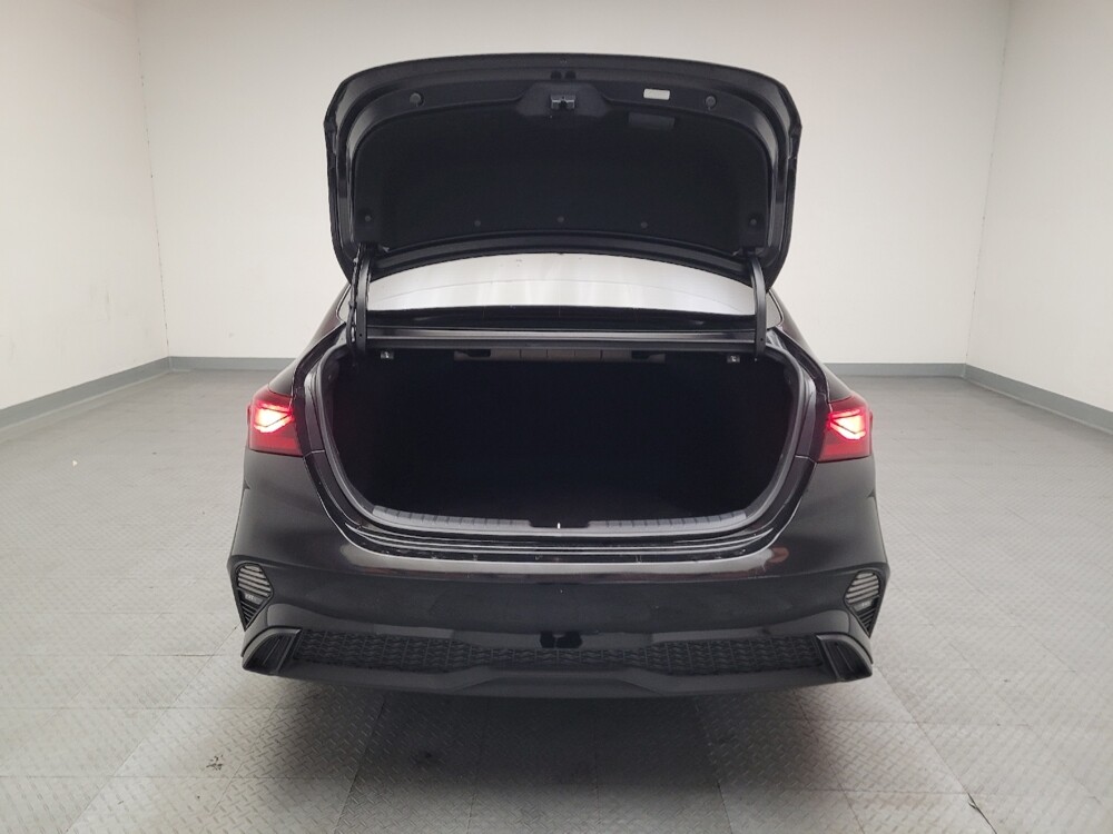 2022 Kia Forte in Montclair, CA 91763 - 18098553 29