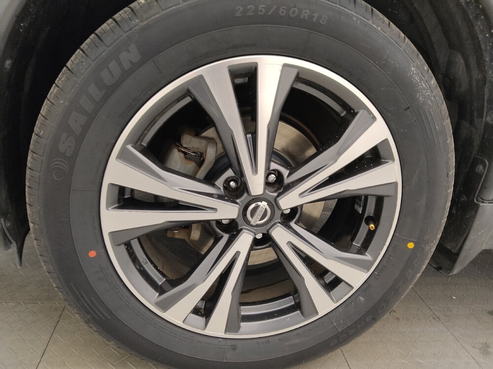 2017 Nissan Rogue in Macon, GA 31210 - 18098562 31