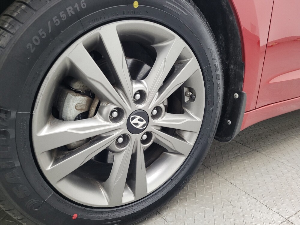 2018 Hyundai Elantra in Pensacola, FL 32505 - 18098563 31