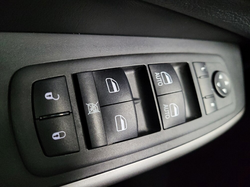 2021 Jeep Cherokee in Reno, NV 89502 - 18098565 27