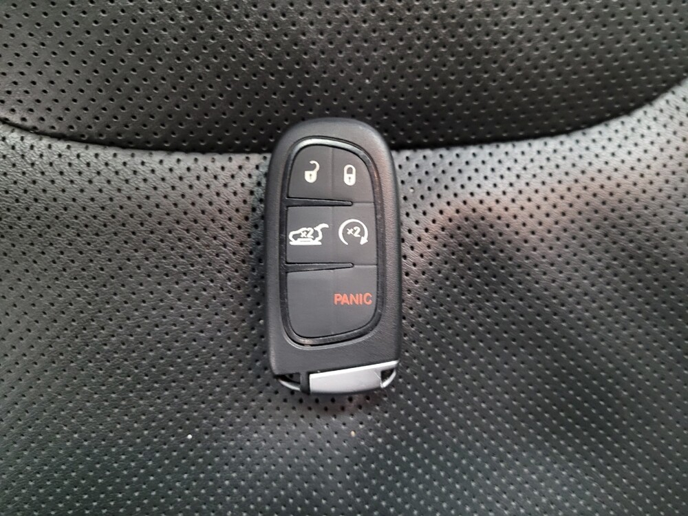 2021 Jeep Cherokee in Reno, NV 89502 - 18098565 32