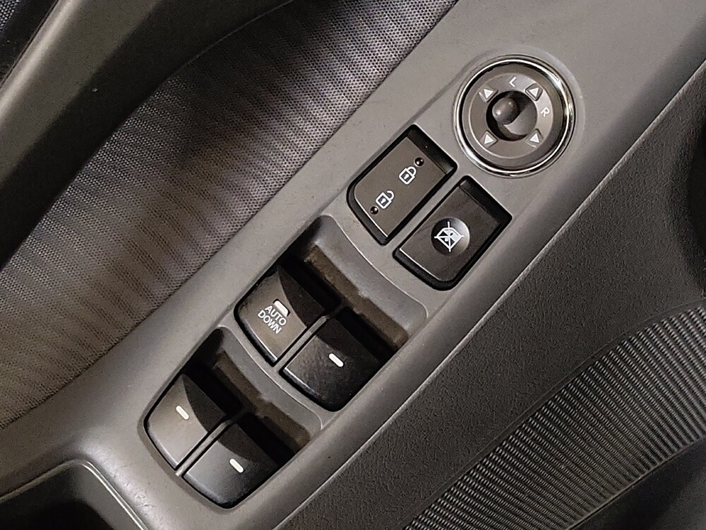 2013 Hyundai Elantra in Mobile, AL 36606 - 18098572 27