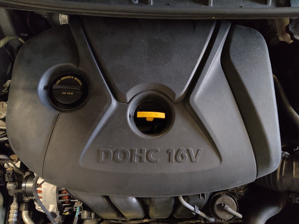 2013 Hyundai Elantra in Mobile, AL 36606 - 18098572 30