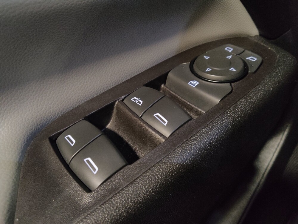 2018 Chevrolet Equinox in Hialeah, FL 33014 - 18098580 27