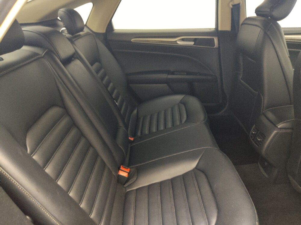 2019 Ford Fusion in Ocala, FL 34471 - 18098606 19