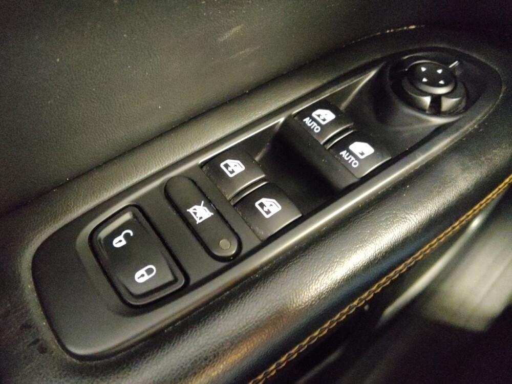 2020 Jeep Compass in Live Oak, TX 78233 - 18098610 27