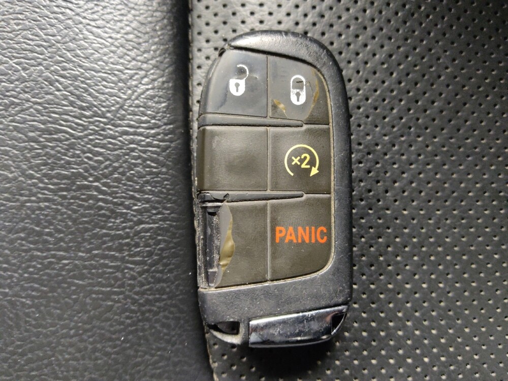 2020 Jeep Compass in Live Oak, TX 78233 - 18098610 32