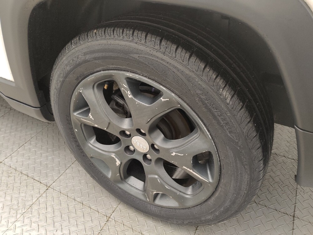 2020 Jeep Compass in Live Oak, TX 78233 - 18098610 31