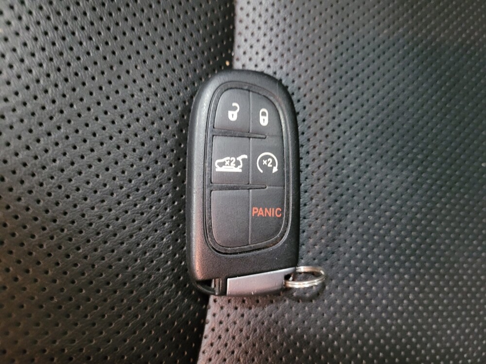 2022 Jeep Cherokee in Pittsburgh, PA 15237 - 18098619 32